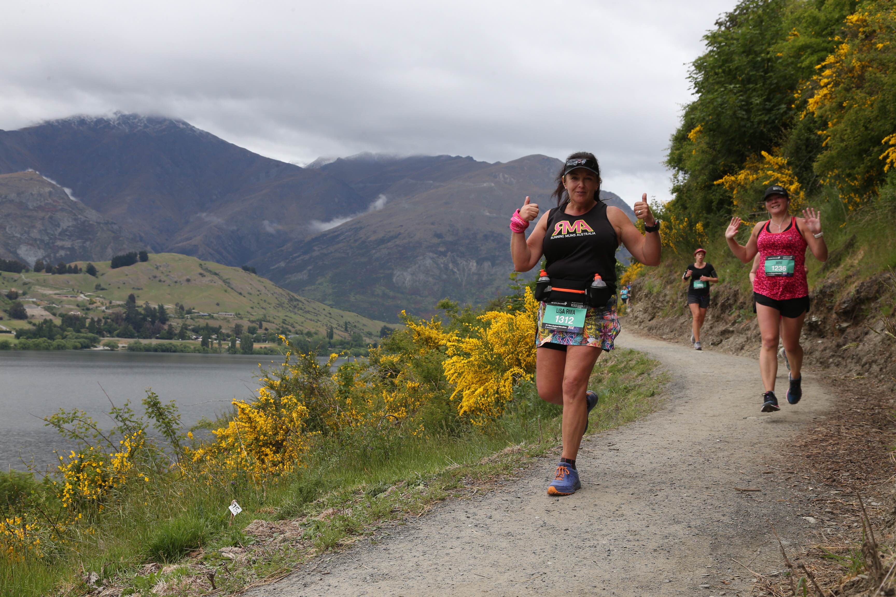 Lisa run. Марафонцы новой Зеландии. TERRAWARS New Zealand Marathon.