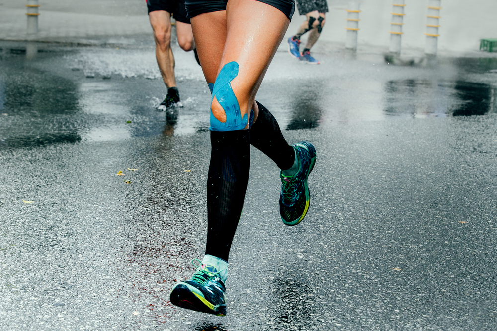 How to Wear Compression Socks  Runner's World Australia and New Zealand
