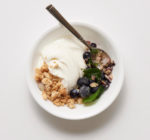 blueberry_granola-yogurt