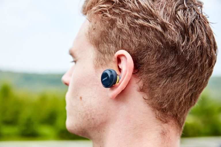 The 15 Best Wireless Earbuds for Runners Runner's World Australia and