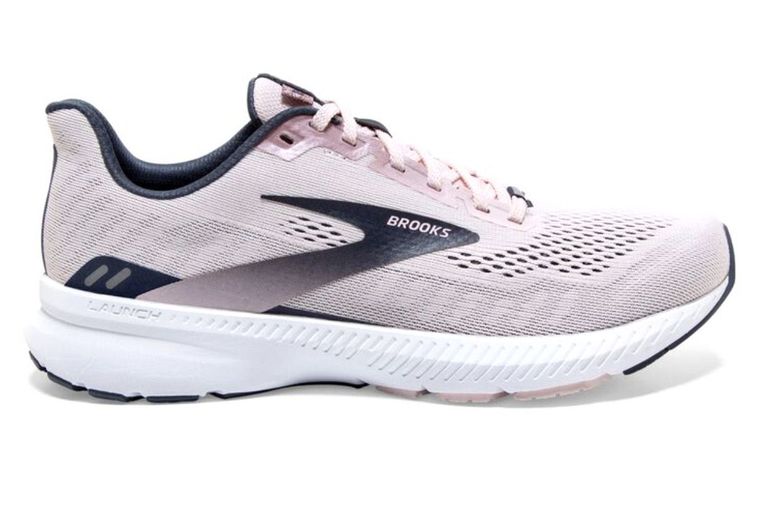 Lace Up in Brooks’s Launch 8 | Runner's World Australia and New Zealand