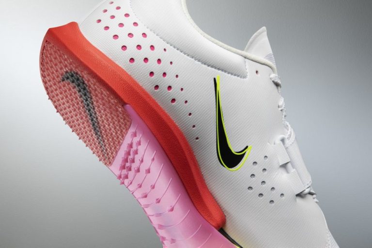 nike-track-and-field-air-zoom-maxfly-hero-01-original-1625225346-1 | Runner's World Australia 