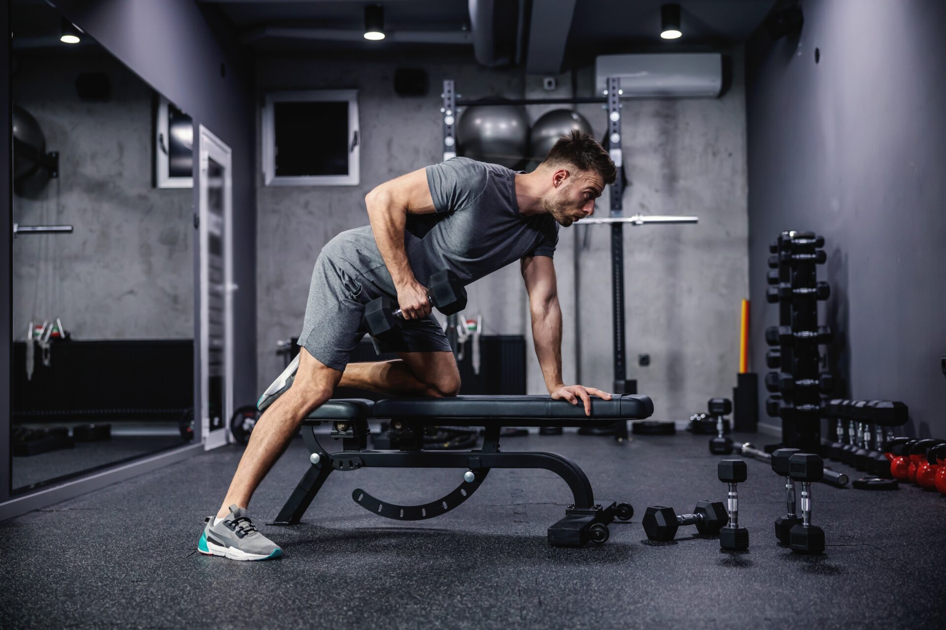 A 16-week strength training plan for marathon runners | Runner's World ...
