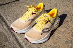 The 10 Best Running Shoes for Flat Feet | Runner's World Australia and